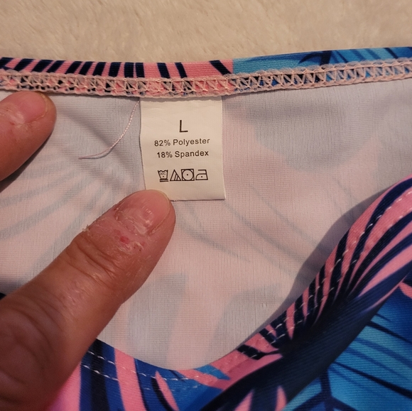 Swim suit bikini Size L - Picture 3 of 3